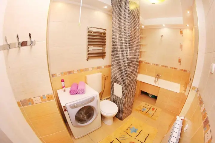 Алматы: Apartment On Tolebaeva 32