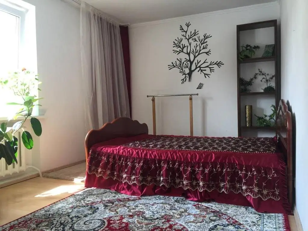 Алматы: Guest House On Maksimova 9