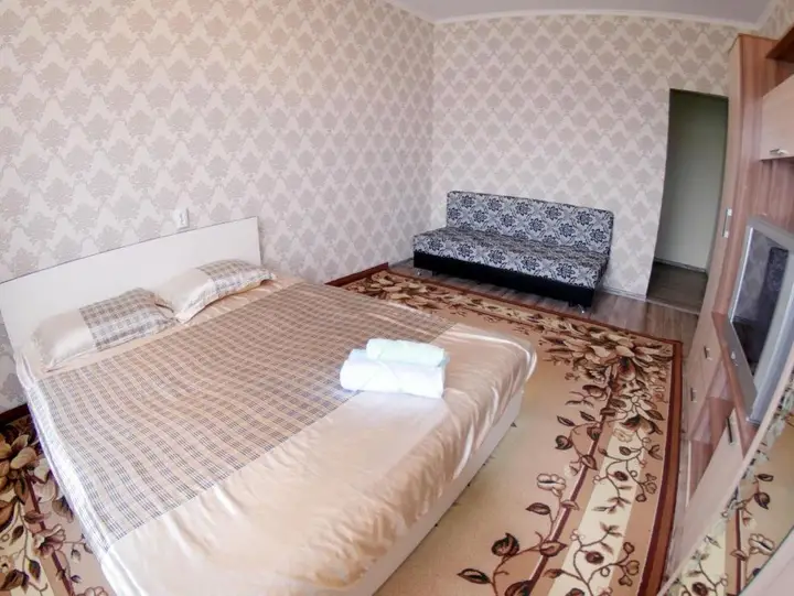 Алматы: YourHouse Mikrorajon Zhetysu-2, dom 8