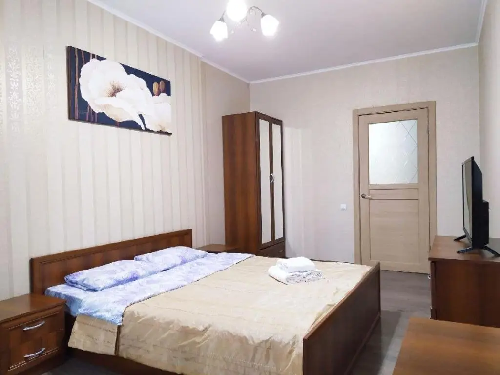 Астана: Two Bedroom Apartment On Sarayshyq Street 7B