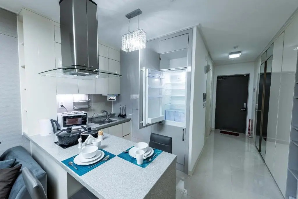 Астана: Theaddress Highvill Lux