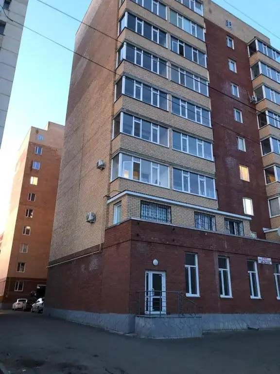 Костанай: Ujutnaja kvartira v tsentre goroda s sovremennym dizajnom