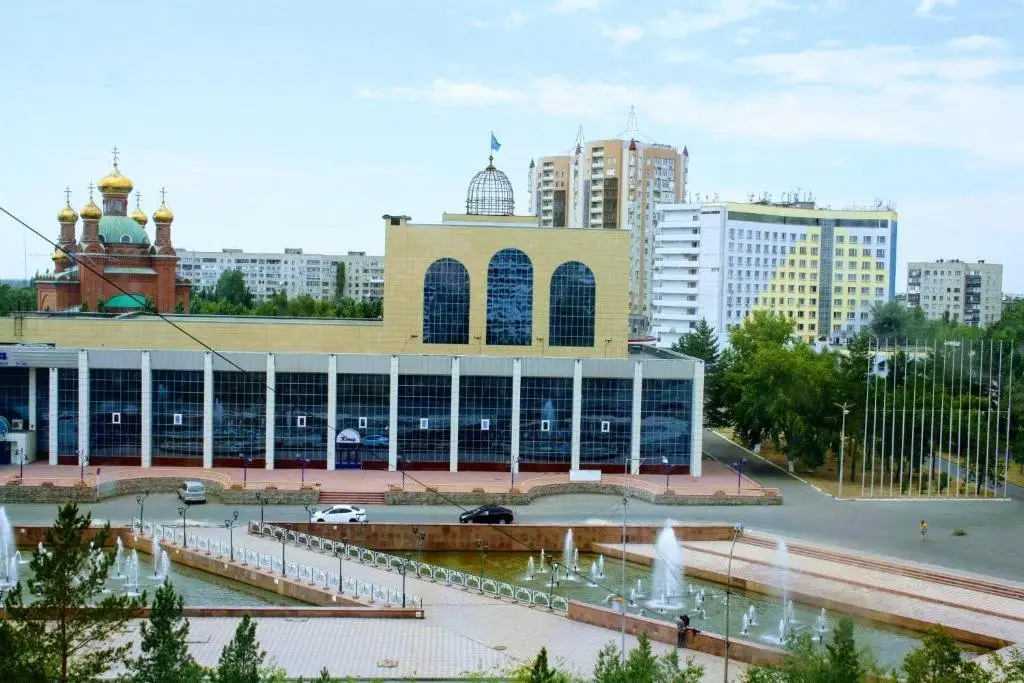 Павлодар: Elitnaja Ljuks kvartira s vidom na reku Irtysh!