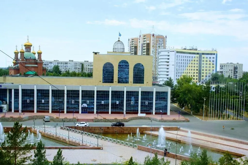 Павлодар: Elitnaja Ljuks kvartira s vidom na reku Irtysh!
