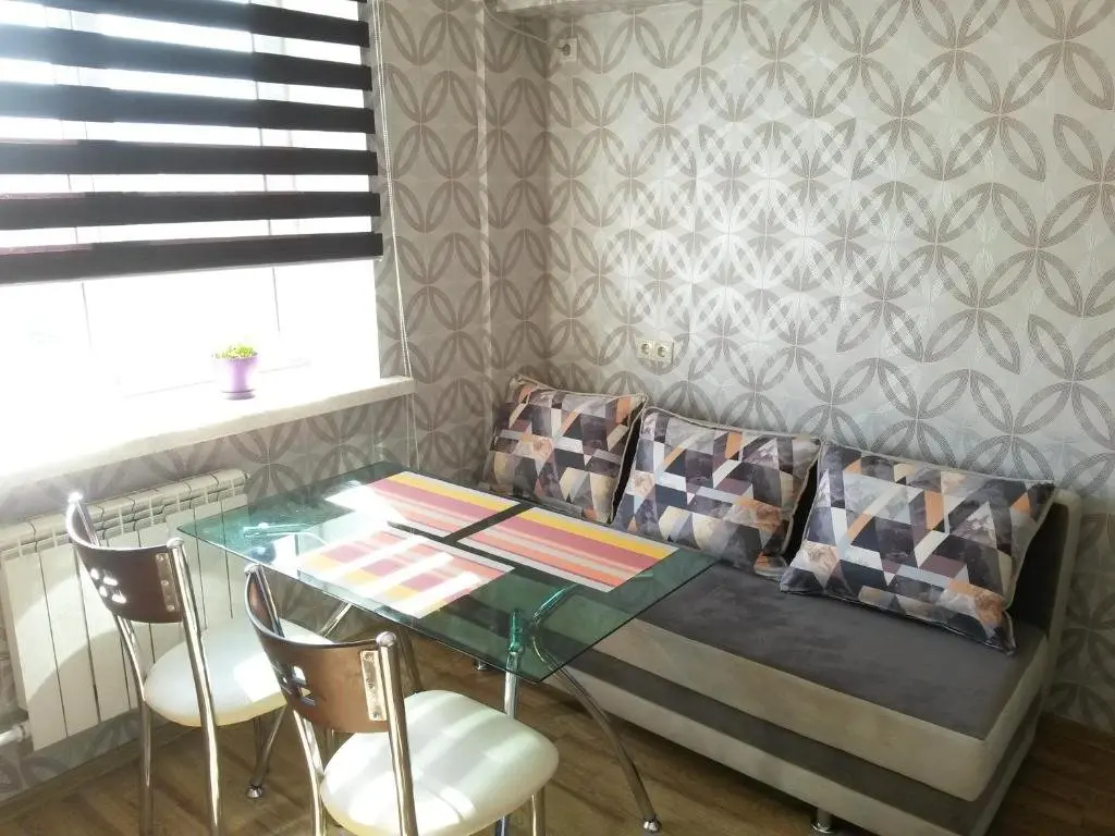 Алматы: "Kartina gornyh vershin" Kvartira- "Mountain view" Apartment