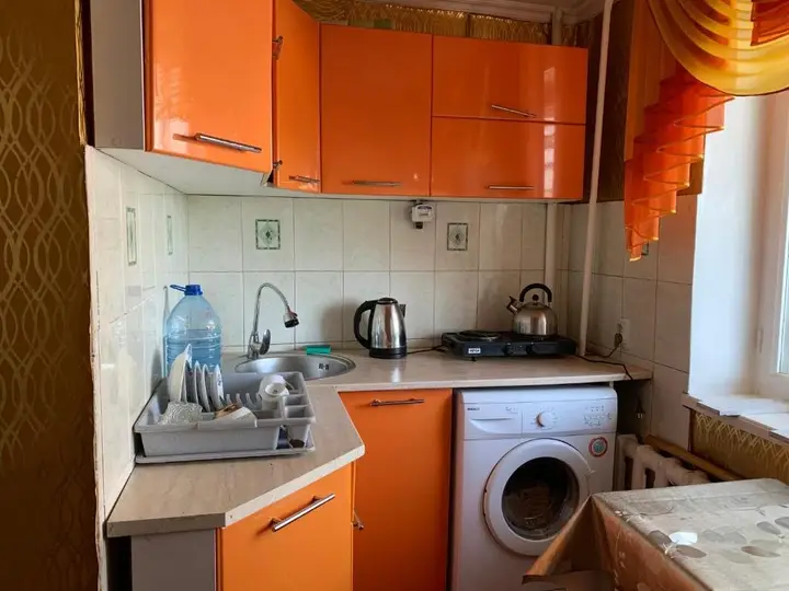Караганда: Apartment on Ermekova 58
