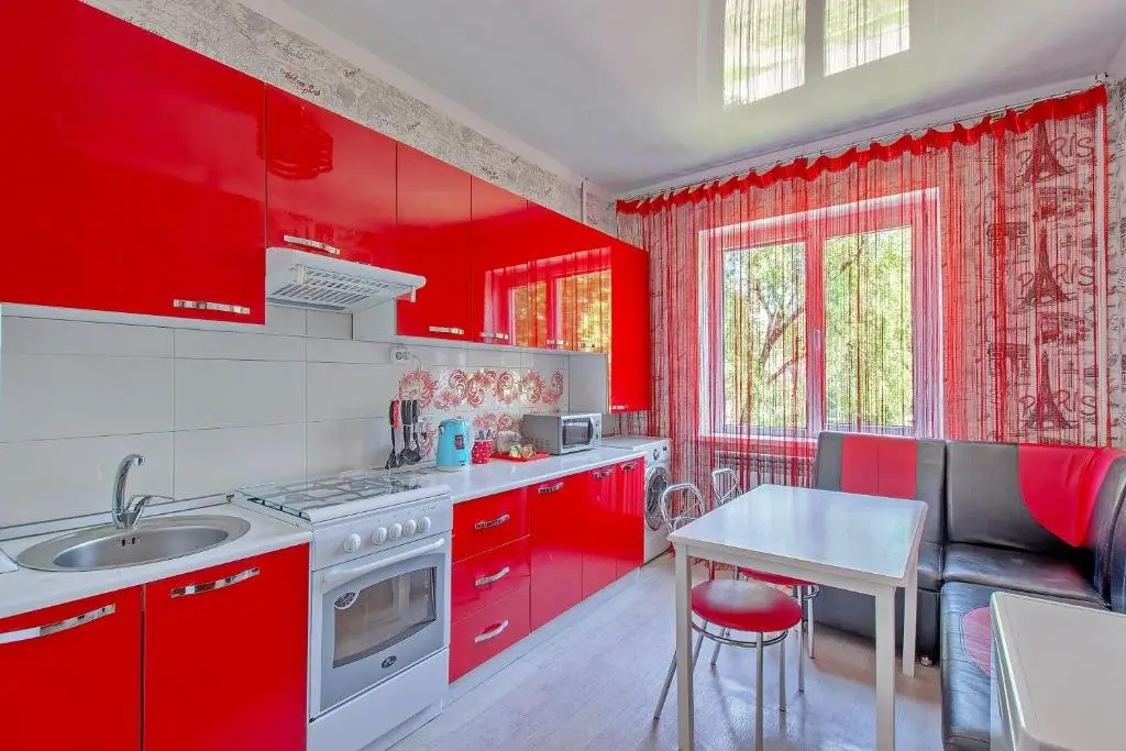 Алматы: Cozy apartment on Rozybakiev 145. Atakent