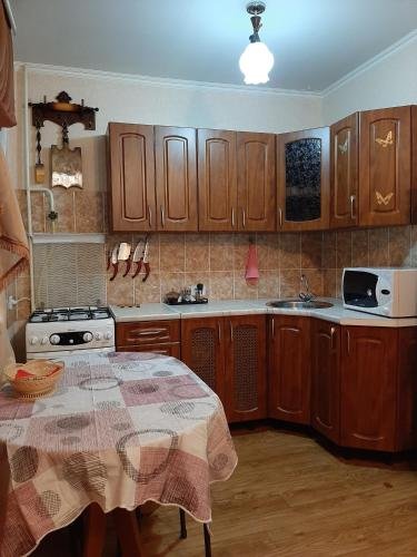 Актау: Apartment On 9 y Mikrorayon 25