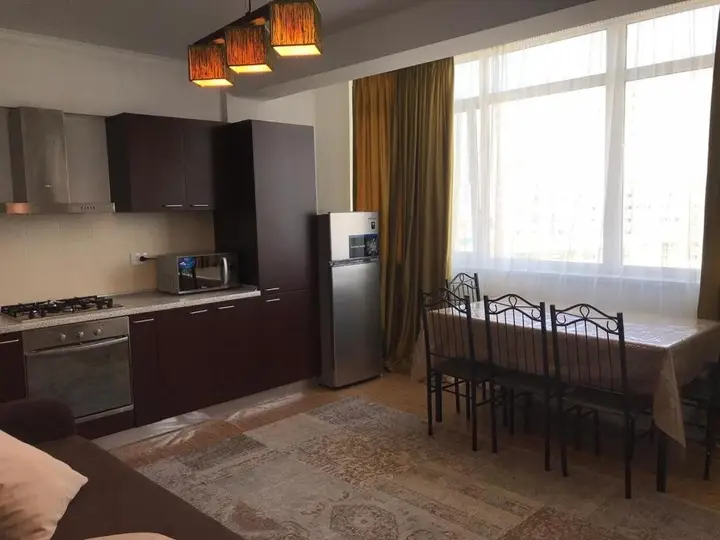 Алматы: Stil'naja i ujutnaja odnokomnatnaja kvartira v g.Almaty