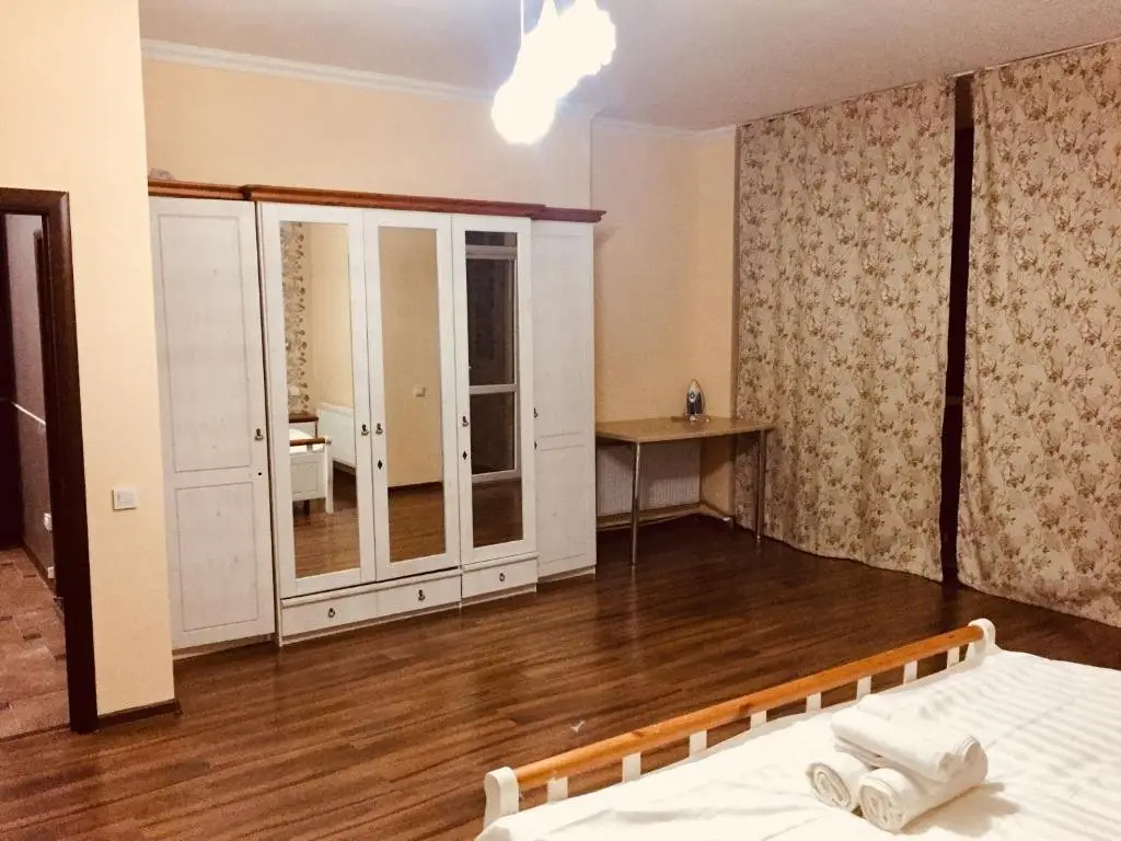 Алматы: QonaQ Apartments 60