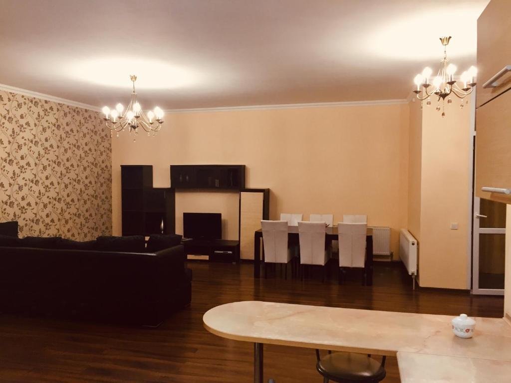 Алматы: QonaQ Apartments 60