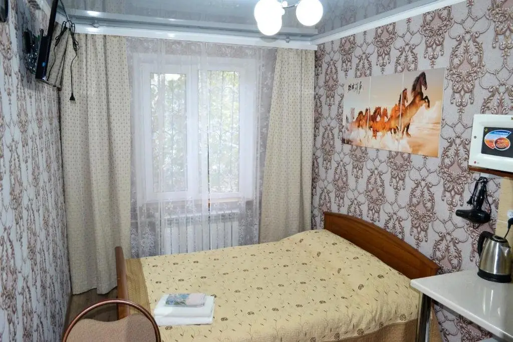 Алматы: Kvartira-studija na ulitse Basenova, 45