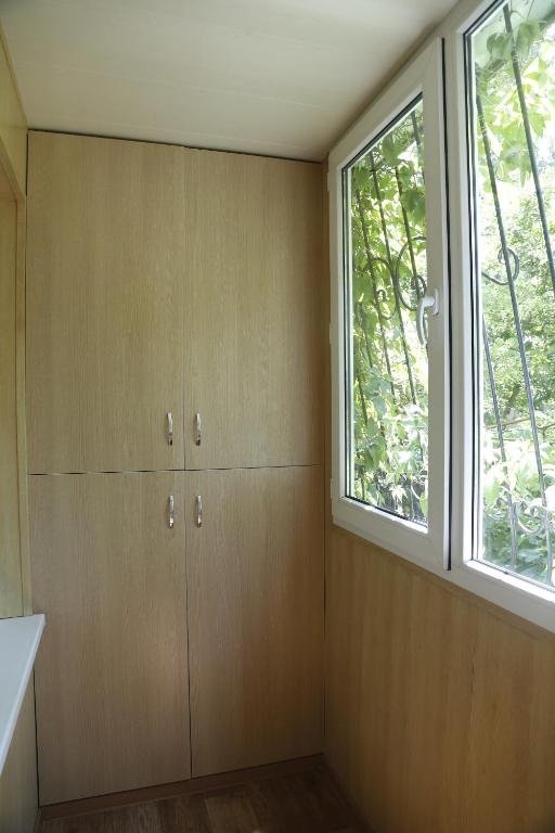 Алматы: Apartment on Satpaev 111A