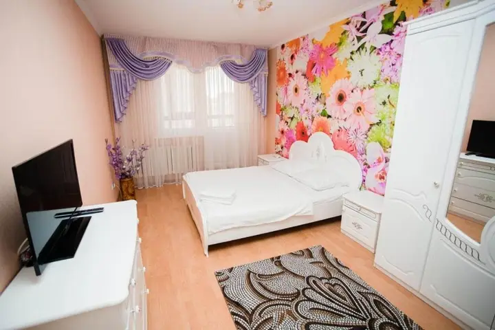 Астана: Apartment on Abay 8