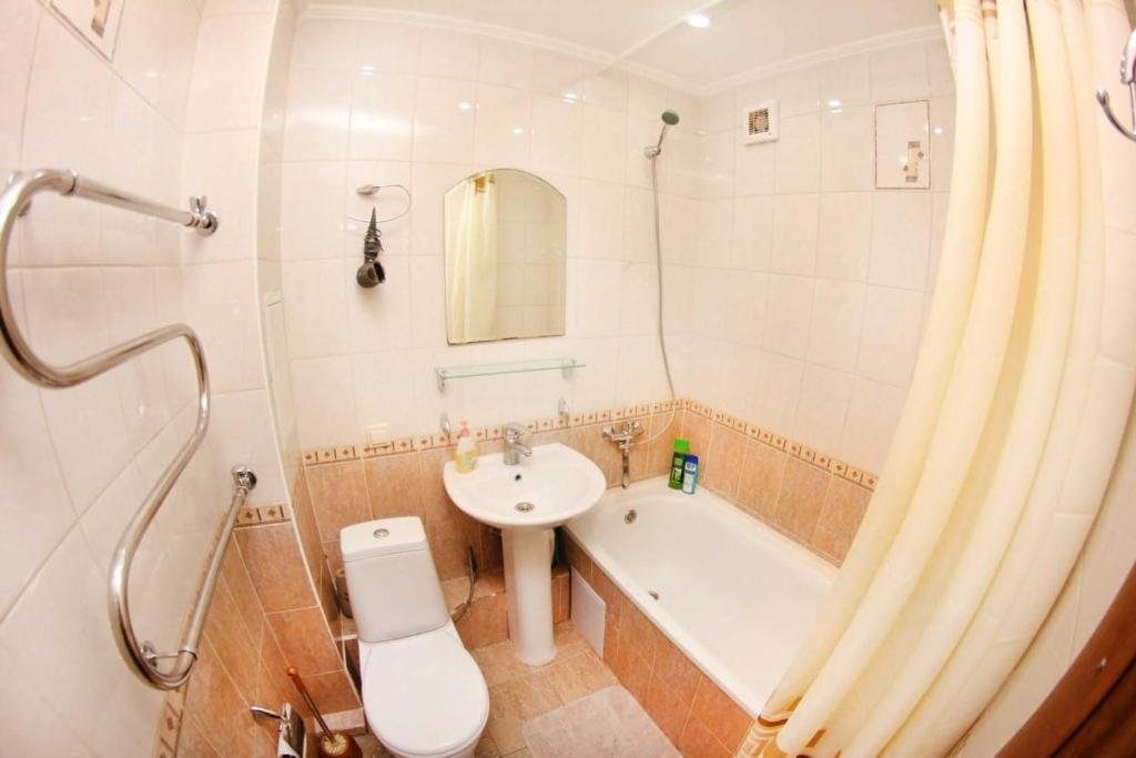 Алматы: Apartment on Tulebayeva 24