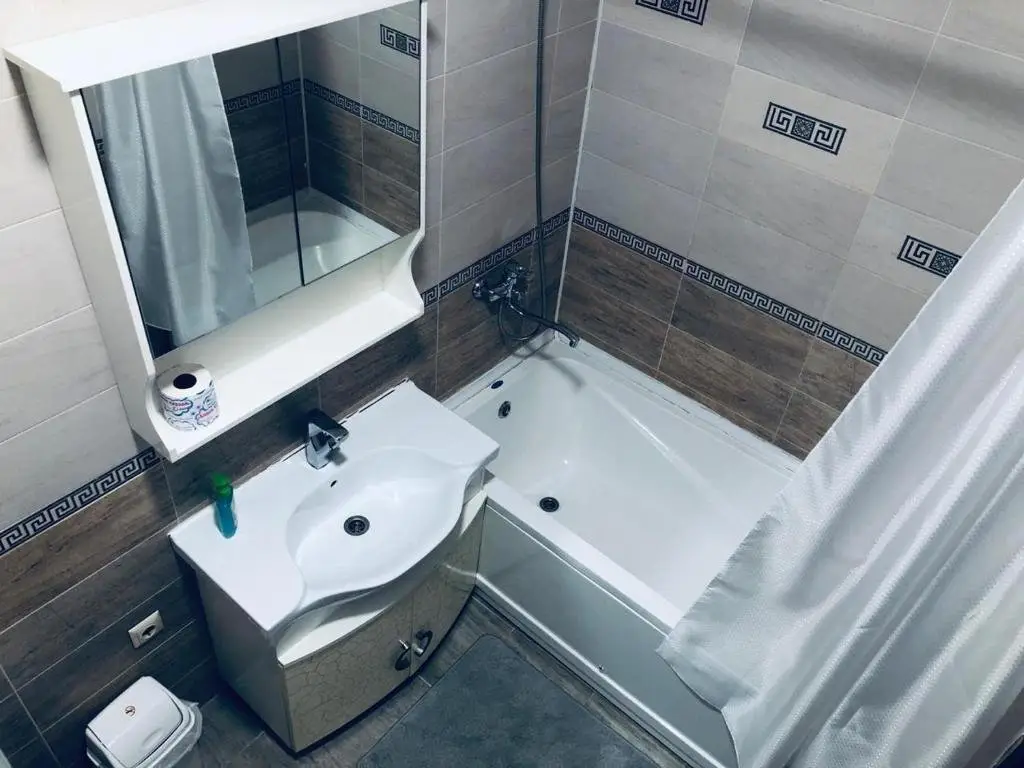 Алматы: Arai apartments on 6 floor 94