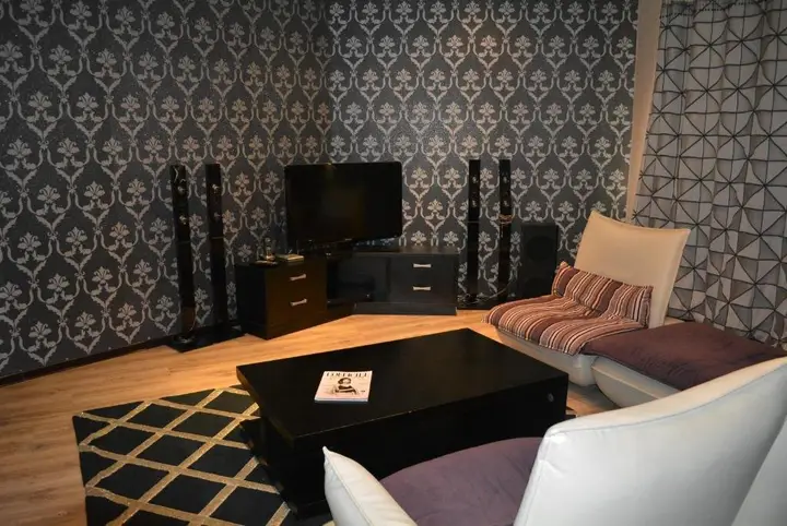 Алматы: Apartment on Al-Farabi Avenue 7