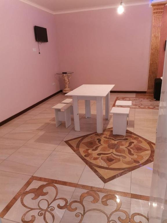 Алматы: Apartment on Dimitrova 74