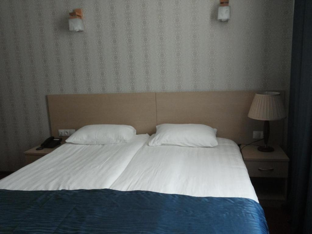 Караганда: Hotel ?omplex Ak-Zhaik