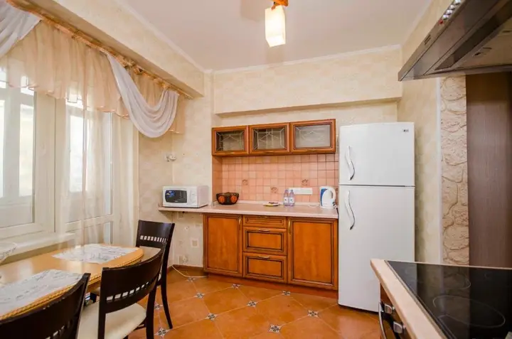 Алматы: Apartment at Samal-3, 9
