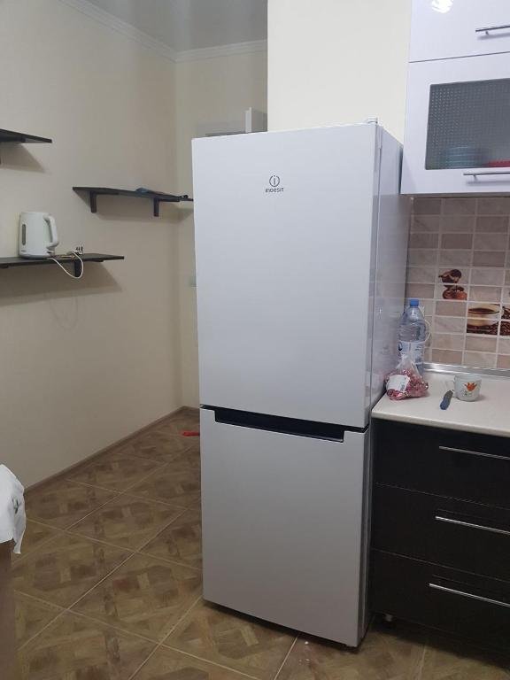 Алматы: Apartment on Shevchenko 18