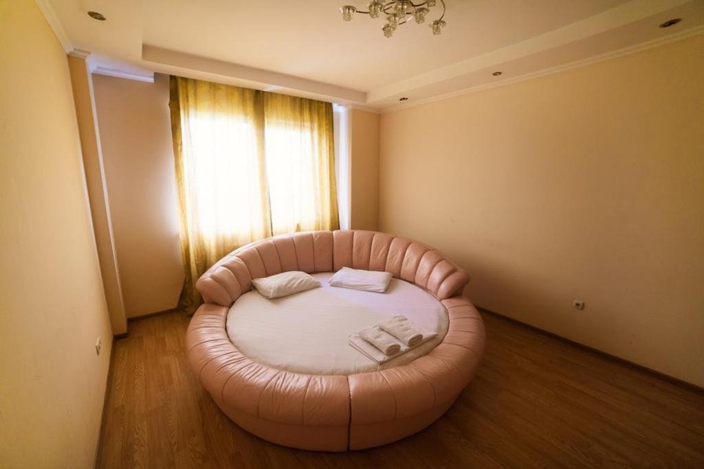 Алматы: Apartment MegaTower 000349