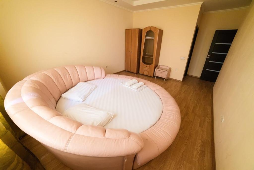 Алматы: Apartment MegaTower 000349