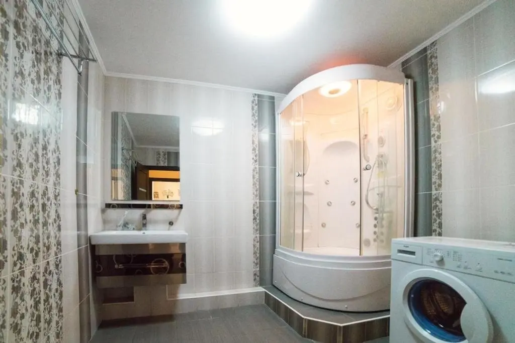 Алматы: Apartment MegaTower 000349