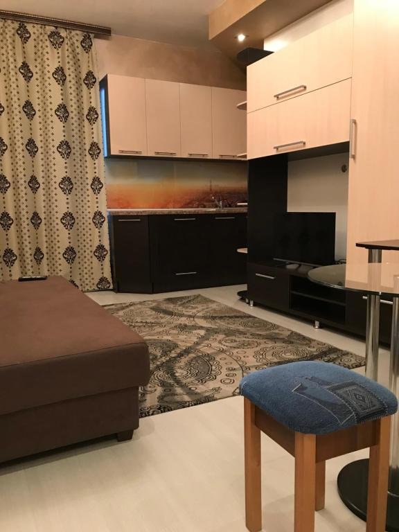 Алматы: Apartment on Satpaev 30