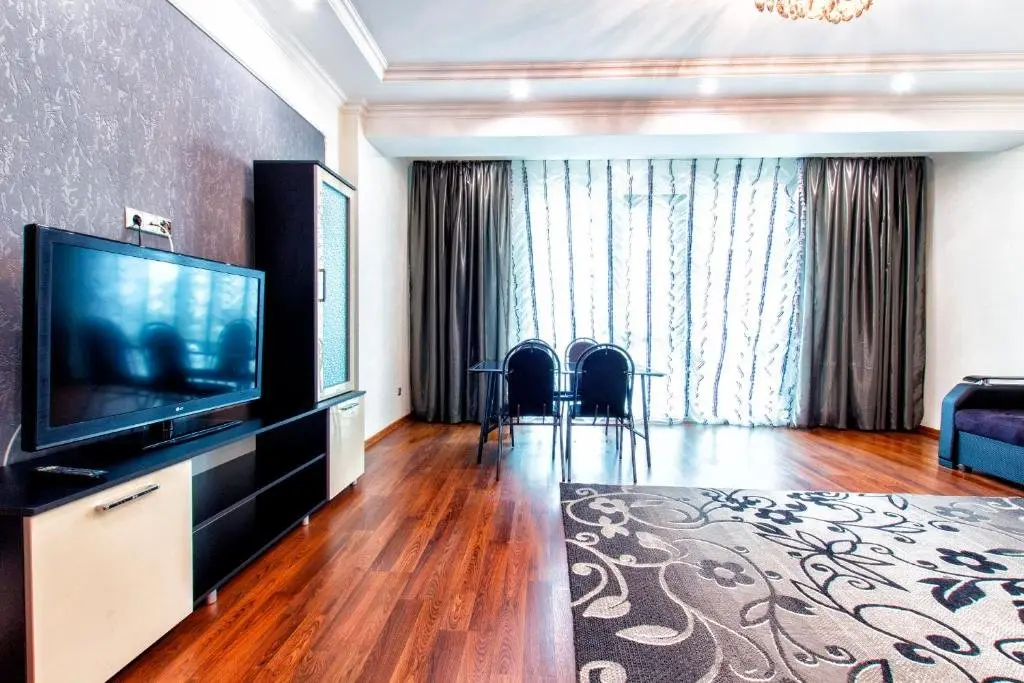 Астана: 3 komn apartamenty v ZhK Nursaia-2