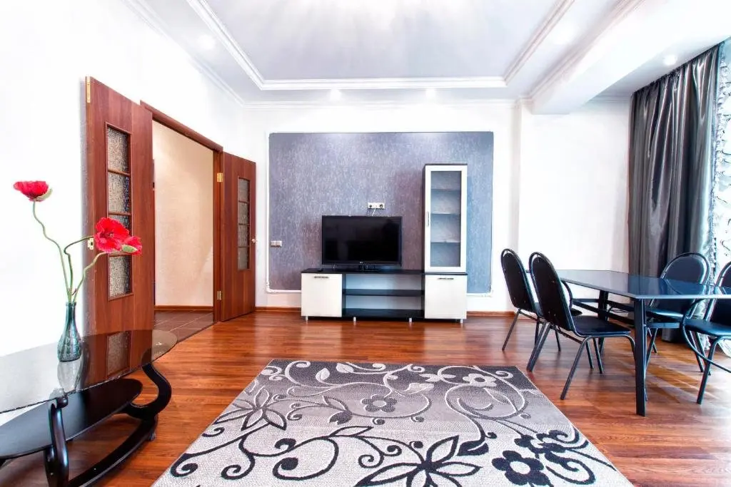 Астана: 3 komn apartamenty v ZhK Nursaia-2