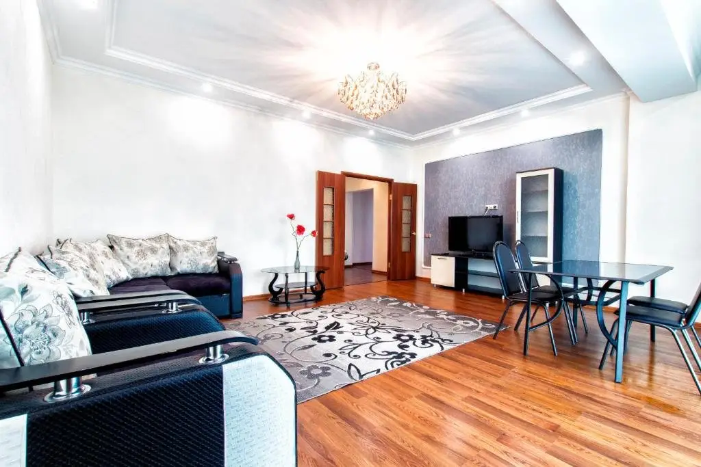 Астана: 3 komn apartamenty v ZhK Nursaia-2
