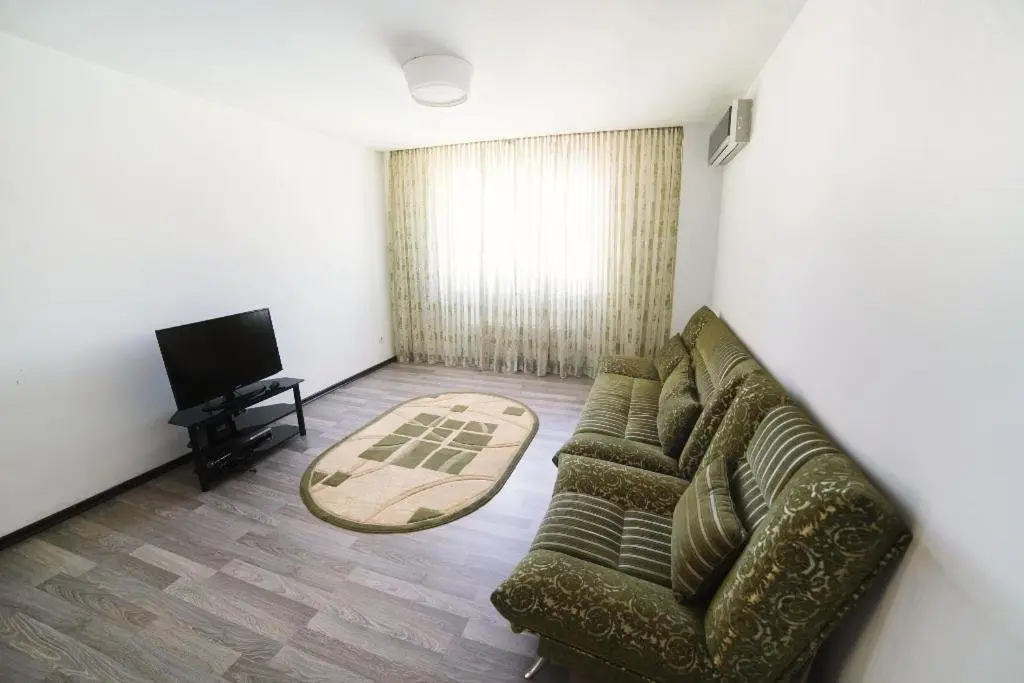 Алматы: Apartment MegaTowers 000334