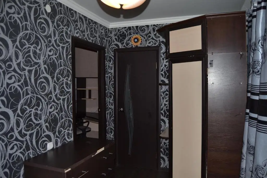 Караганда: Sunrise apartment on Boulevard Mira 17a