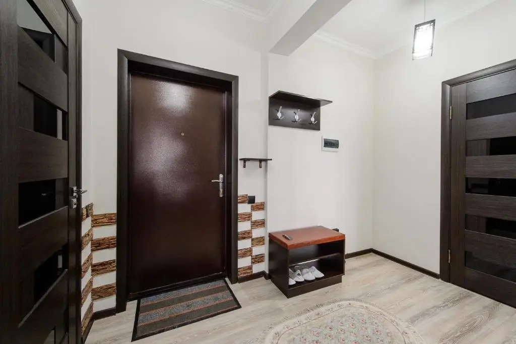 Алматы: Apartment on Zhetysuskaya 4 app 90