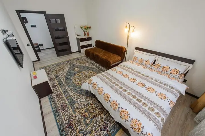 Алматы: Apartment on Zhetysuskaya 4 app 90