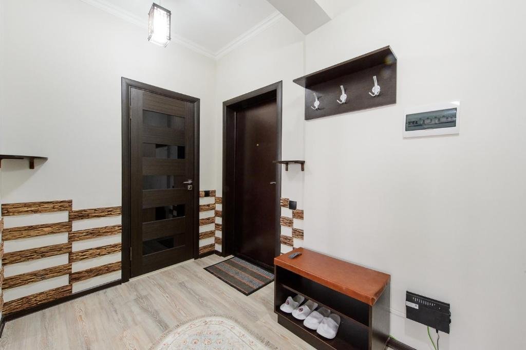 Алматы: Apartment on Zhetysuskaya 4 app 90