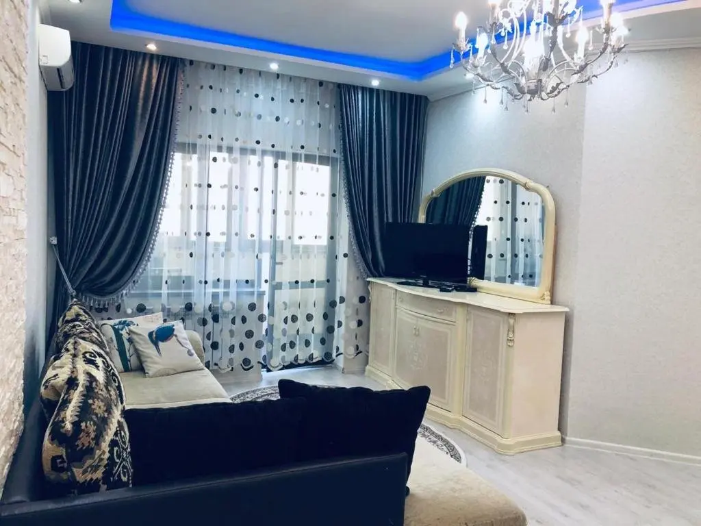 Алматы: Apartments on Aimanov street 6 floor 250