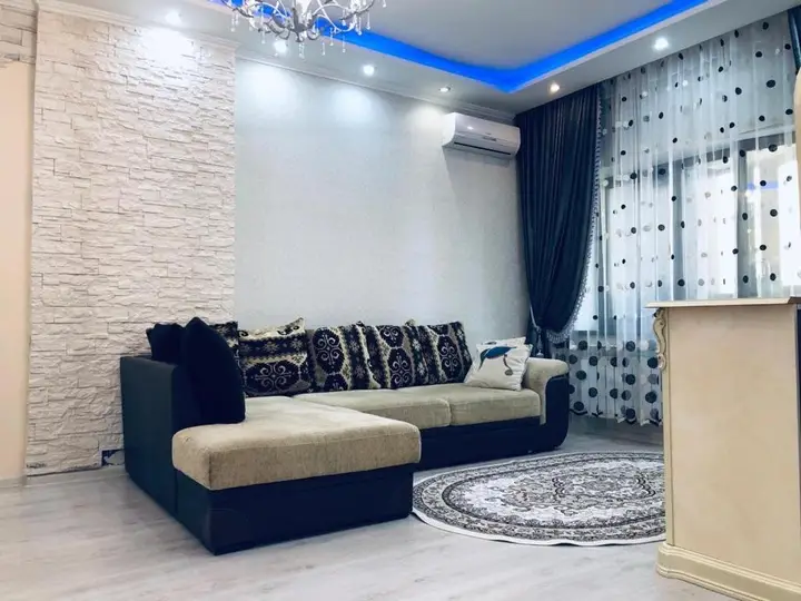 Алматы: Apartments on Aimanov street 6 floor 250