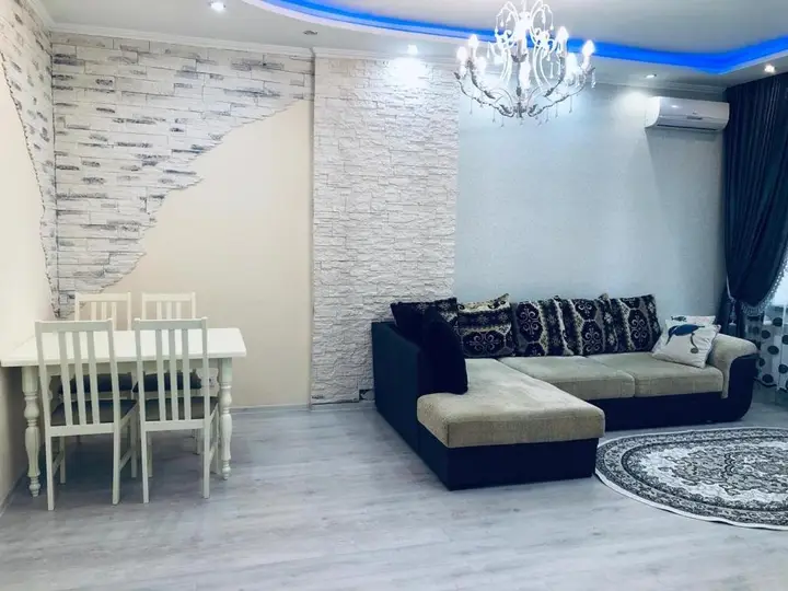 Алматы: Apartments on Aimanov street 6 floor 250