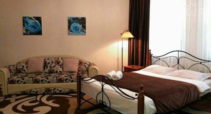 Астана: Apartment on Nazhimedenova bldg F3