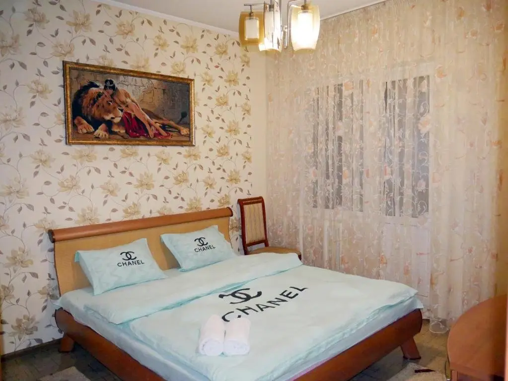 Алматы: Apartment on Baykadamova 26