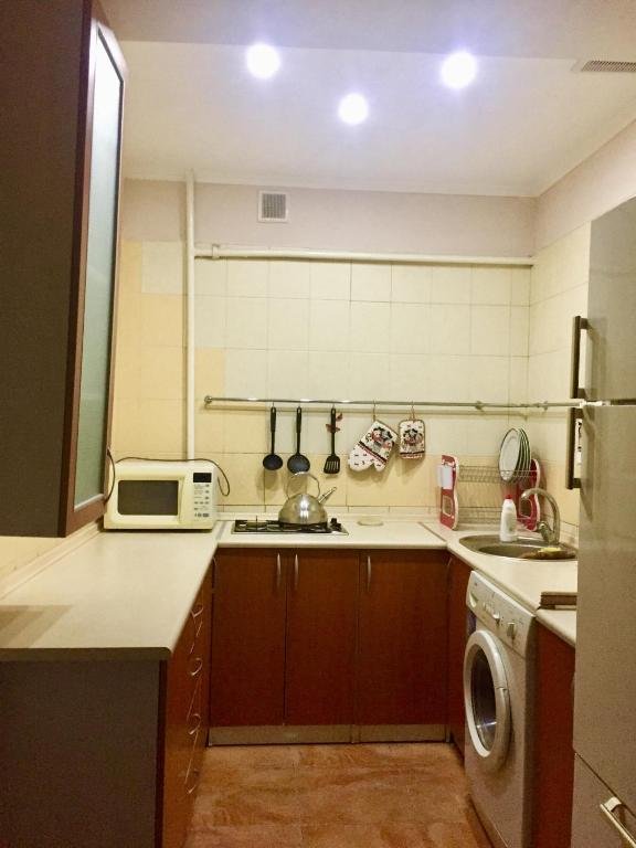 Алматы: Apartment on Mirzoyan 189