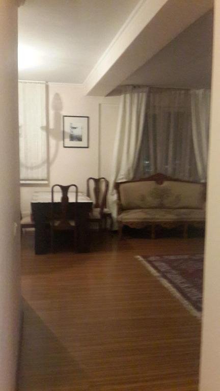 Алматы: Apartment on Bogenbai Batyr 79