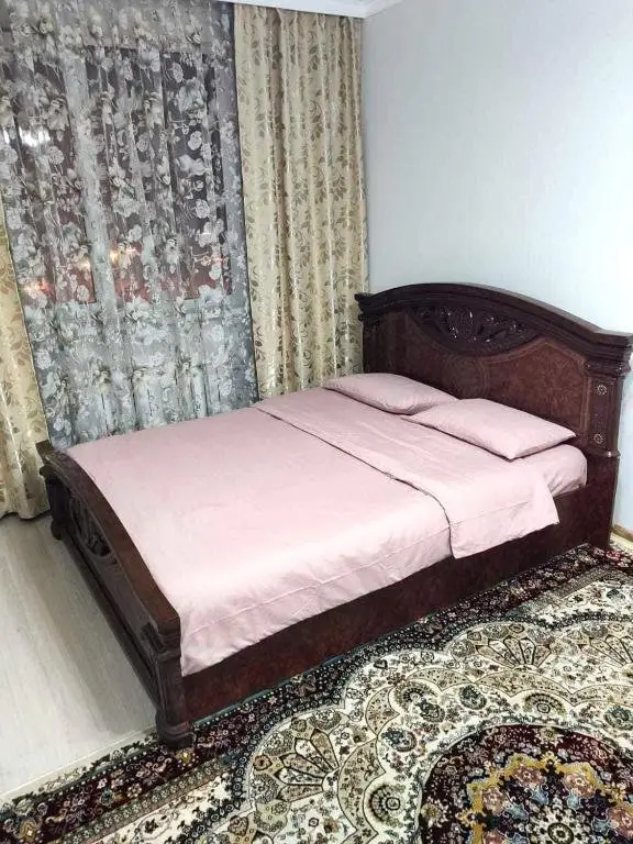 Алматы: Apartments in the Residential Complex Almaly, 81