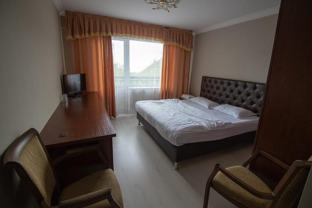 Алматы: altai hotel