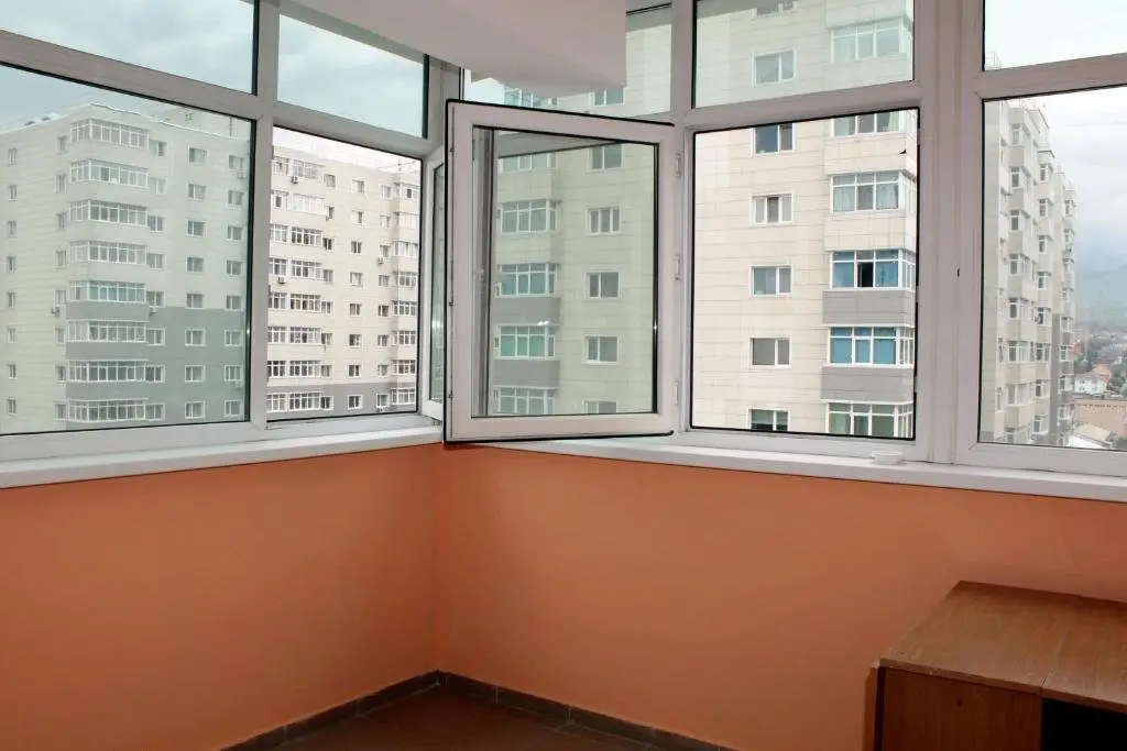 Алматы: Apartments on Momyr 1