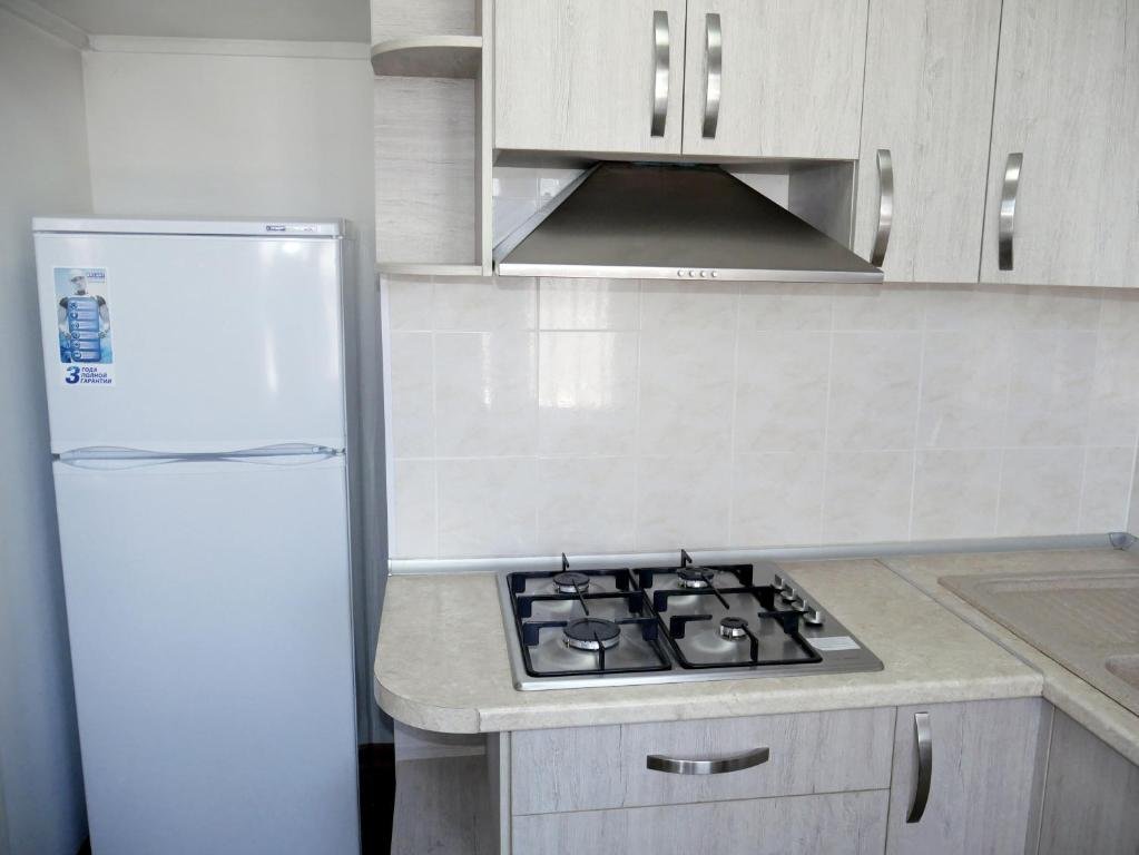 Алматы: Apartment on Satpaeva 78