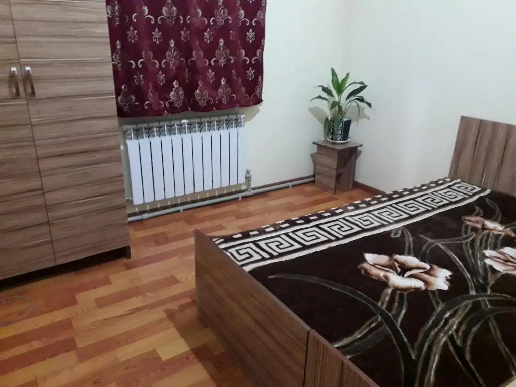 Алматы: Room On Yesenberlin 71