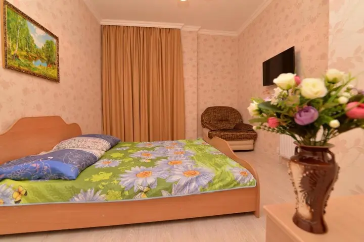 Астана: Apartamienty Na Ulitsie Turkiestan, 10